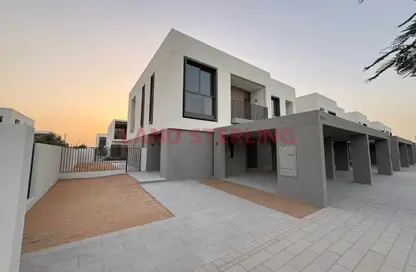 Villa - 4 Bedrooms - 5 Bathrooms for sale in Orania - The Valley - Dubai