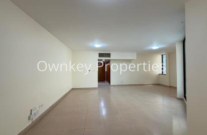 Apartment - Studio - 1 for rent in Golden Sands 6 - Al Mankhool - Bur Dubai - Dubai Apartment - Studio - 1 for rent in Golden Sands 6 - Al Mankhool - Bur Dubai - Dubai