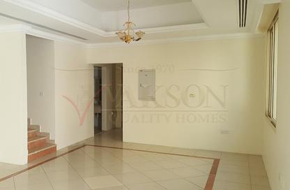 Villa - 4 Bedrooms - 5 Bathrooms for rent in Mirdif Villas - Mirdif - Dubai