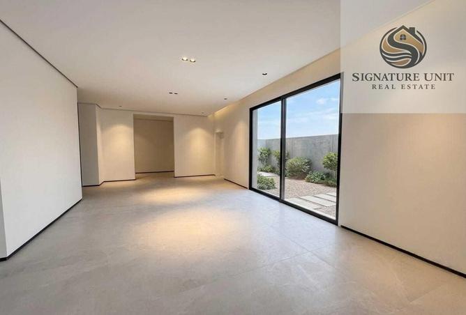 83232846 - Property Image 3