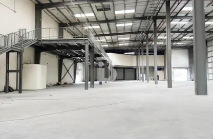 Warehouse - Studio for sale in Dubai Investment Park (DIP) - Dubai