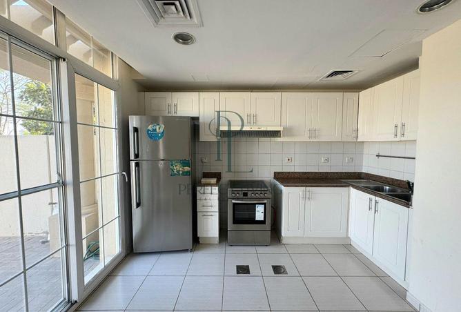 123825027 - Property Image 3