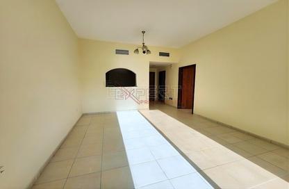 Apartment - 1 - 2 for sale in University View Block B - University View - Dubai Silicon Oasis - Dubai