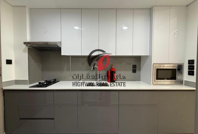 53593317 - Property Image 3