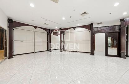 Retail - Studio - 1 Bathroom for rent in Al Fattan Marine Tower - Al Fattan Marine Towers - Jumeirah Beach Residence - Dubai Retail - Studio - 1 Bathroom for rent in Al Fattan Marine Tower - Al Fattan Marine Towers - Jumeirah Beach Residence - Dubai