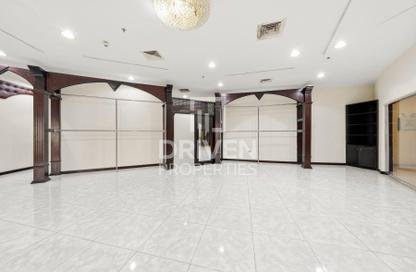 Retail - Studio - 1 Bathroom for rent in Al Fattan Marine Tower - Al Fattan Marine Towers - Jumeirah Beach Residence - Dubai Retail - Studio - 1 Bathroom for rent in Al Fattan Marine Tower - Al Fattan Marine Towers - Jumeirah Beach Residence - Dubai