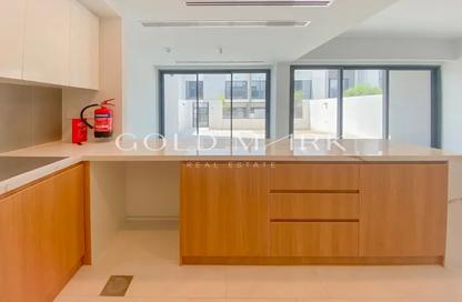 Townhouse - 4 - 5 for rent in La Rosa 2 - La Rosa - Villanova - Dubai Townhouse - 4 - 5 for rent in La Rosa 2 - La Rosa - Villanova - Dubai