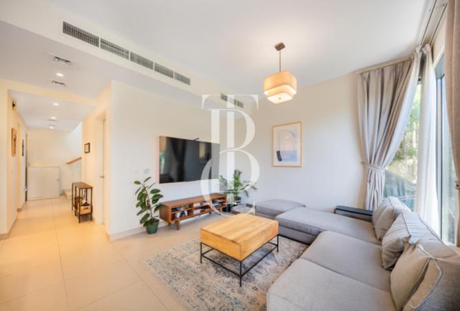 90923925 - Property Image 2