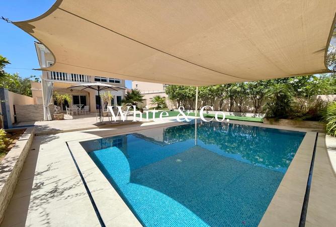 104118422 - Property Image 2
