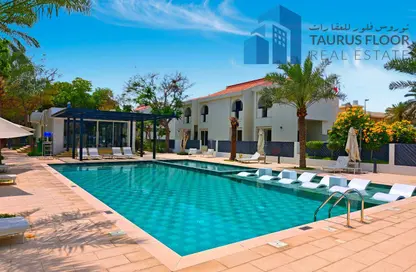 Villa - 4 Bedrooms - 4 Bathrooms for rent in Jumeirah 2 Villas - Jumeirah 2 - Jumeirah - Dubai