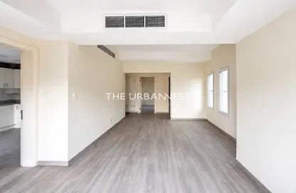 Villa - 3 Bedrooms - 3 Bathrooms for rent in Springs 15 - The Springs - Dubai