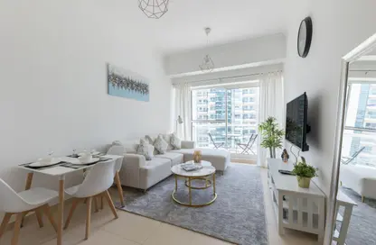 شقة - غرفة نوم - 1 حمام للايجار في برج ماي فير - الخليج التجاري - دبي