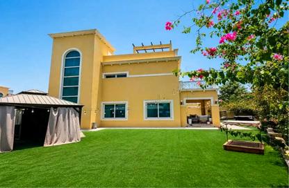 Villa - 4 - 5 for rent in District 9 - Jumeirah Park - Dubai