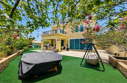 Villa - 4 - 5 for rent in District 9 - Jumeirah Park - Dubai