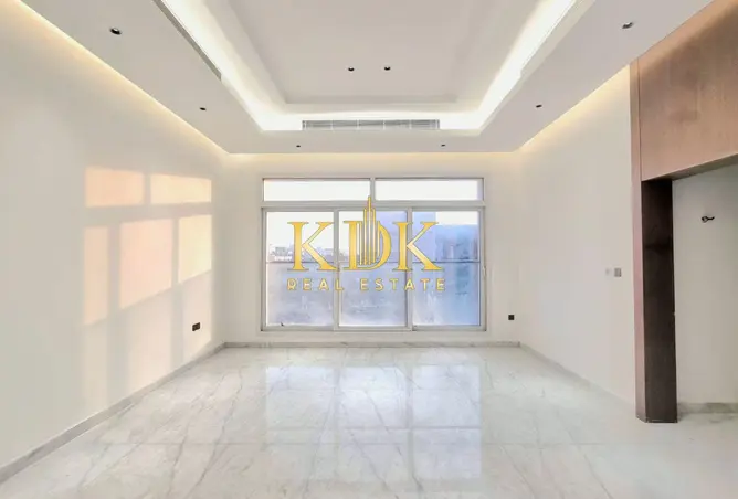 156920618 - Property Image 3