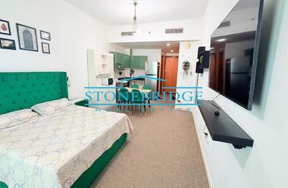 Apartment - Studio - 1 Bathroom for rent in Lago Vista B - Lago Vista - Dubai Production City (IMPZ) - Dubai