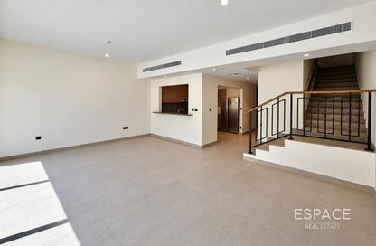 Villa - 4 - 3 for sale in Nice - Damac Lagoons - Dubai