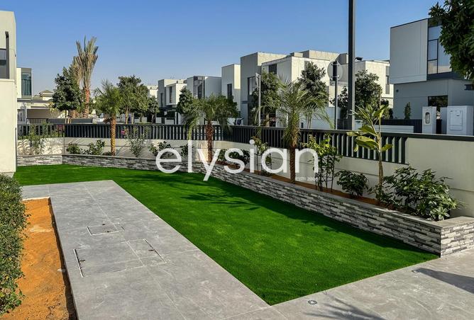 16043100 - Property Image 2