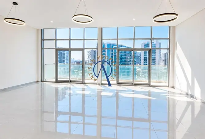 165579106 - Property Image 2