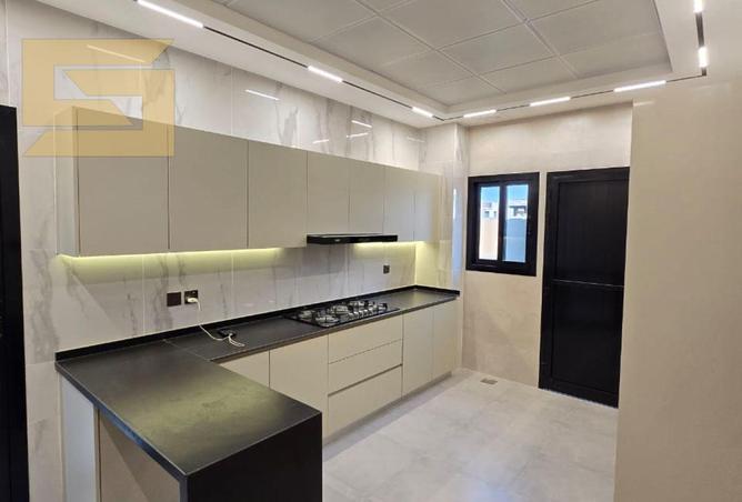 108608985 - Property Image 3