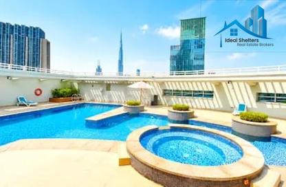 شقة - 2 غرف نوم - 2 حمامات للايجار في برج توينتي فرست سينشري - شارع الشيخ زايد - دبي شقة - 2 غرف نوم - 2 حمامات للايجار في برج توينتي فرست سينشري - شارع الشيخ زايد - دبي