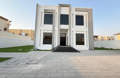 Villa - 5 Bedrooms - 6 Bathrooms for rent in Al Aweer 1 - Al Aweer - Dubai Villa - 5 Bedrooms - 6 Bathrooms for rent in Al Aweer 1 - Al Aweer - Dubai