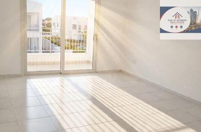 Apartment - 3 - 4 for rent in Blue Tower - Al Majaz 3 - Al Majaz - Sharjah Apartment - 3 - 4 for rent in Blue Tower - Al Majaz 3 - Al Majaz - Sharjah