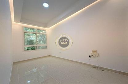 Apartment - 1 - 1 for rent in Al Mushrif Villas - Al Mushrif - Abu Dhabi