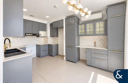 Townhouse - 3 - 3 for sale in Hayat Townhouses - Town Square - Dubai