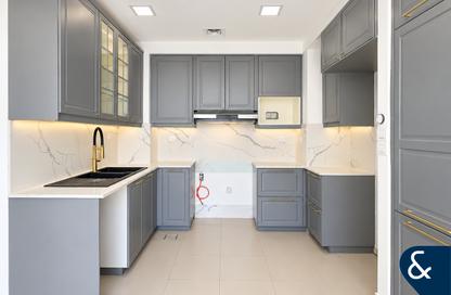Townhouse - 3 - 3 for sale in Hayat Townhouses - Town Square - Dubai