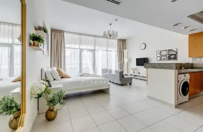 Apartment - 1 Bathroom for rent in Bay Square Building 9 - Bay Square - Business Bay - Dubai