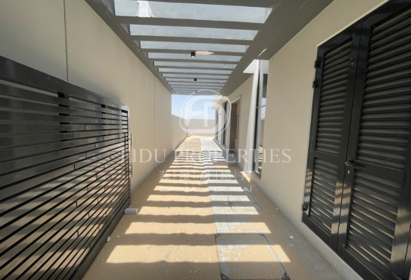 Single Row | Near to Amenities | Best Location