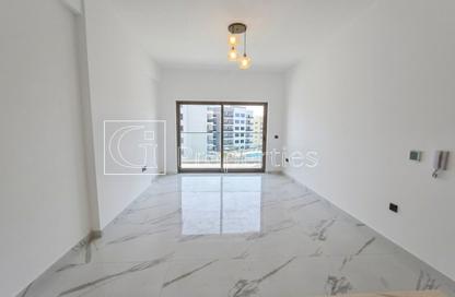 Apartment - 1 - 1 for rent in Gardenia Livings - Arjan - Dubai
