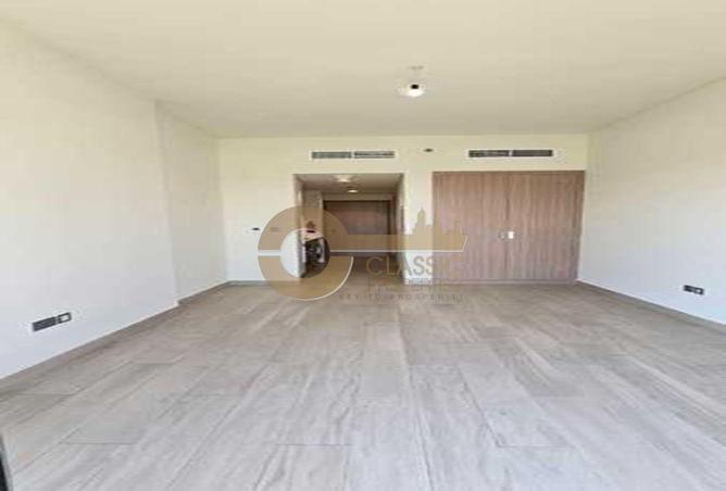 94020684 - Property Main Image