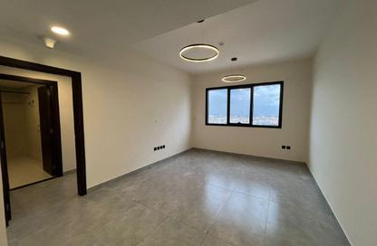 Apartment - 1 Bedroom - 2 Bathrooms for rent in Al Khan Corniche - Al Khan - Sharjah