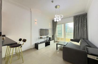 Apartment - 1 - 2 for rent in Manchester Tower - Dubai Marina - Dubai