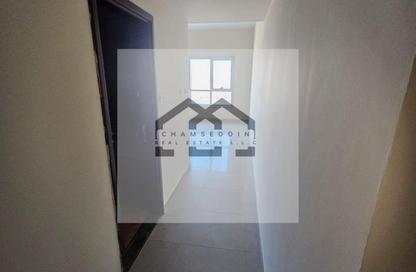شقة - 2 غرف نوم - 4 حمامات للبيع في مساكن كورنيش عجمان - طريق كورنيش عجمان - عجمان