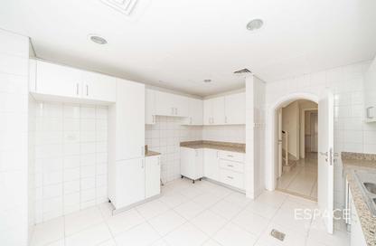 Villa - 3 Bedrooms - 3 Bathrooms for rent in Springs 8 - The Springs - Dubai