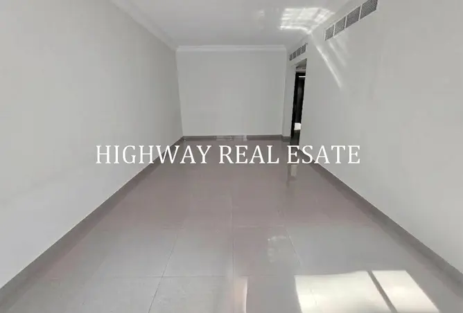 151912388 - Property Image 2