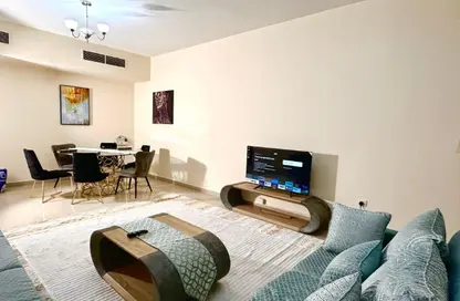 شقة - 2 غرف نوم - 2 حمامات للايجار في مدينة القاسمية - الشارقة