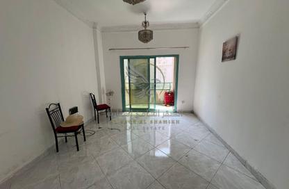 Apartment - 1 - 2 for rent in Al Khan Corniche - Al Khan - Sharjah