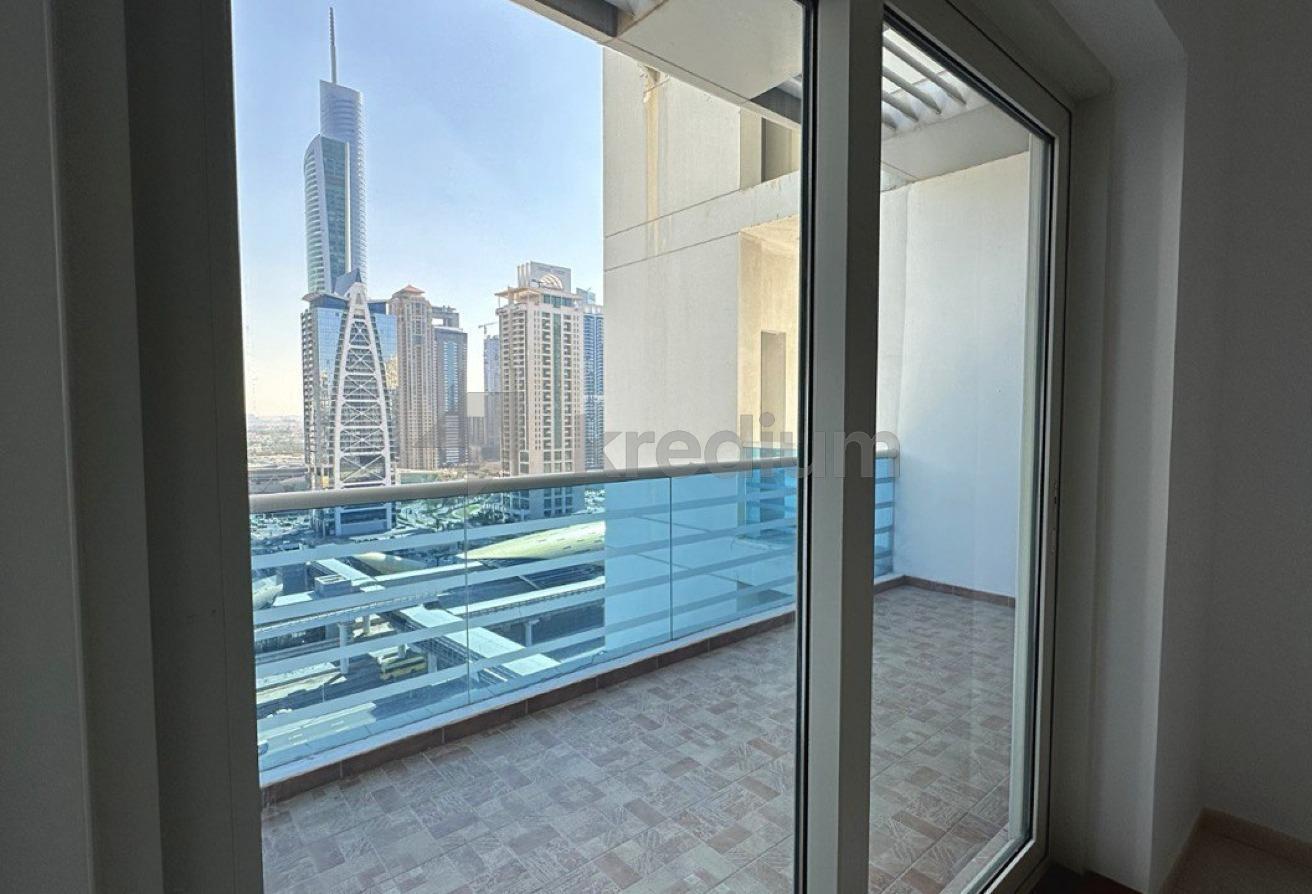 Spacious Layout | Huge Balcony | Close to Metro photo 10