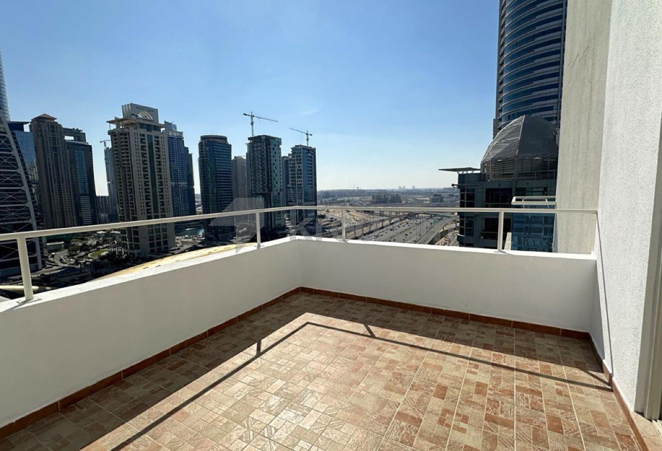 Spacious Layout | Huge Balcony | Close to Metro photo 16