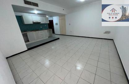Apartment - Studio - 1 Bathroom for rent in Abu Shagara building - Abu shagara - Sharjah Apartment - Studio - 1 Bathroom for rent in Abu Shagara building - Abu shagara - Sharjah