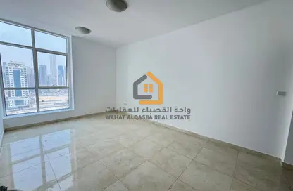 شقة - غرفة نوم - 1 حمام للايجار في شارع التعاون - التعاون - الشارقة