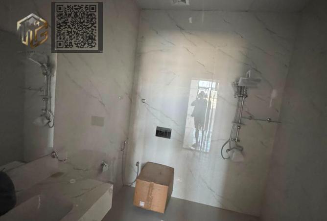 128385874 - Property Image 2