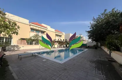 Villa - 4 Bedrooms - 4 Bathrooms for rent in Umm Suqeim 2 Villas - Umm Suqeim 2 - Umm Suqeim - Dubai