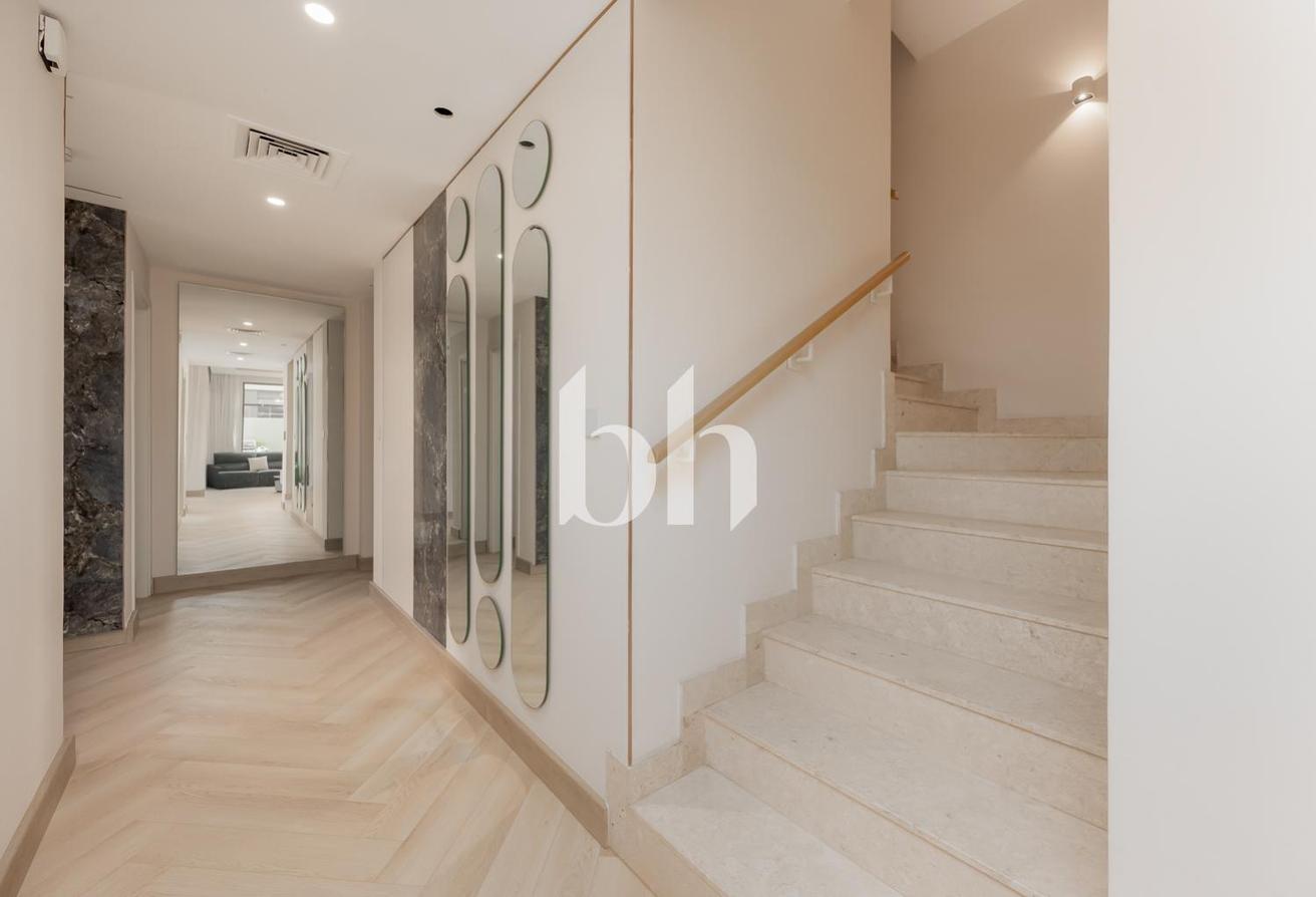 5 Bed | Fully Upgraded | Landscaped photo 13