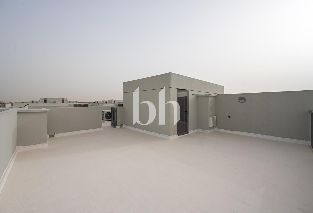 5 Bed | Fully Upgraded | Landscaped photo 22