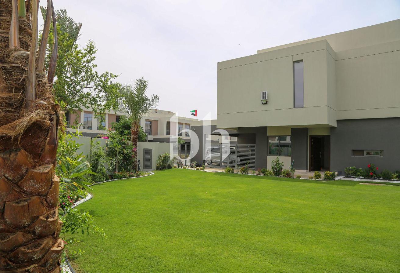 5 Bed | Fully Upgraded | Landscaped photo 29
